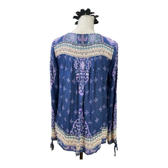 Lucky brand. Blue and purple patterned long sleeved blouse with tie sleeves sz S - Picture 3 of 14